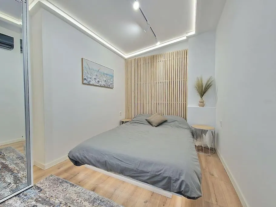 Daire Luxury Apartment. 75 Inches Tv Varna